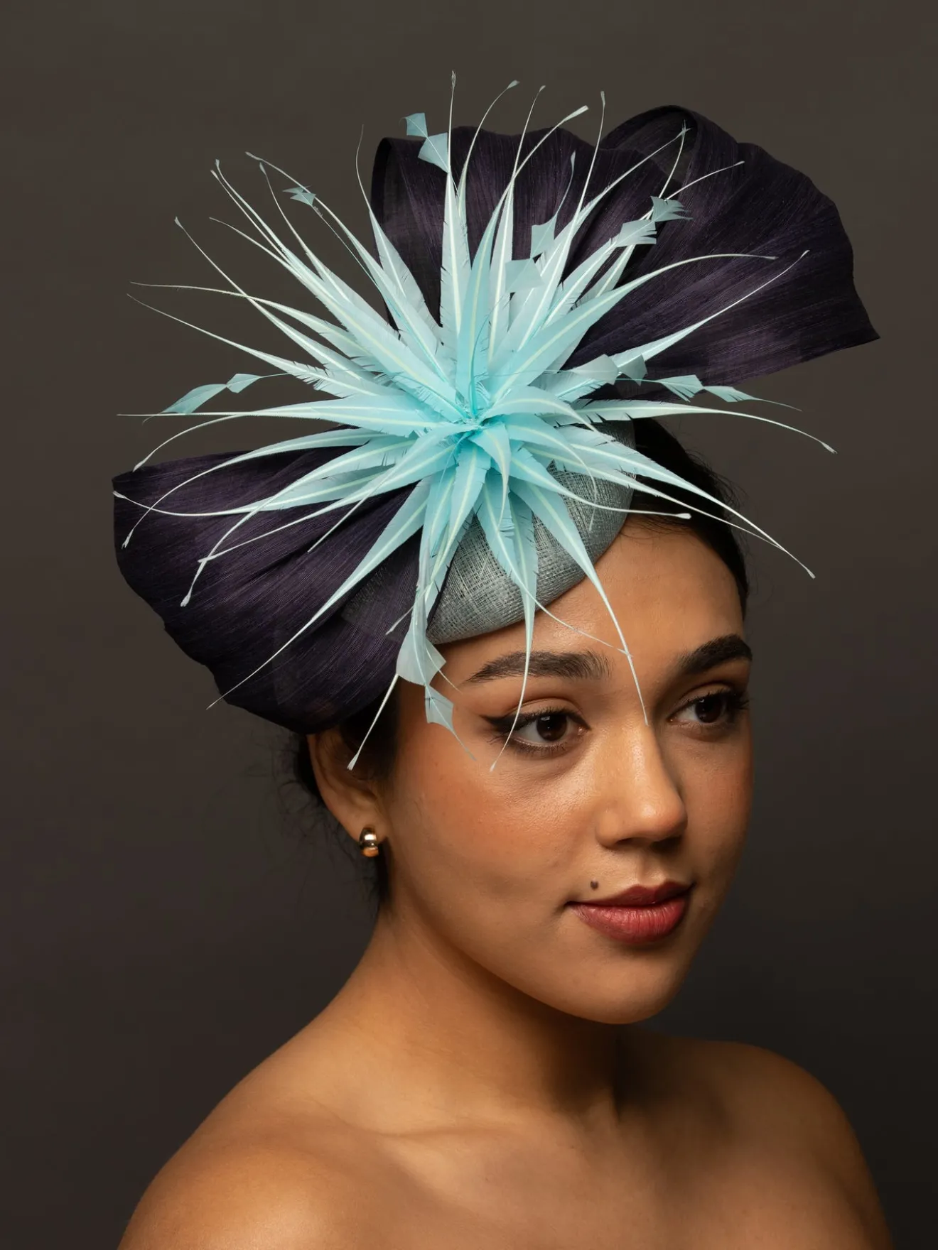 NAOMI*The Hat Girls Hot