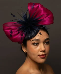 NAOMI*The Hat Girls Hot