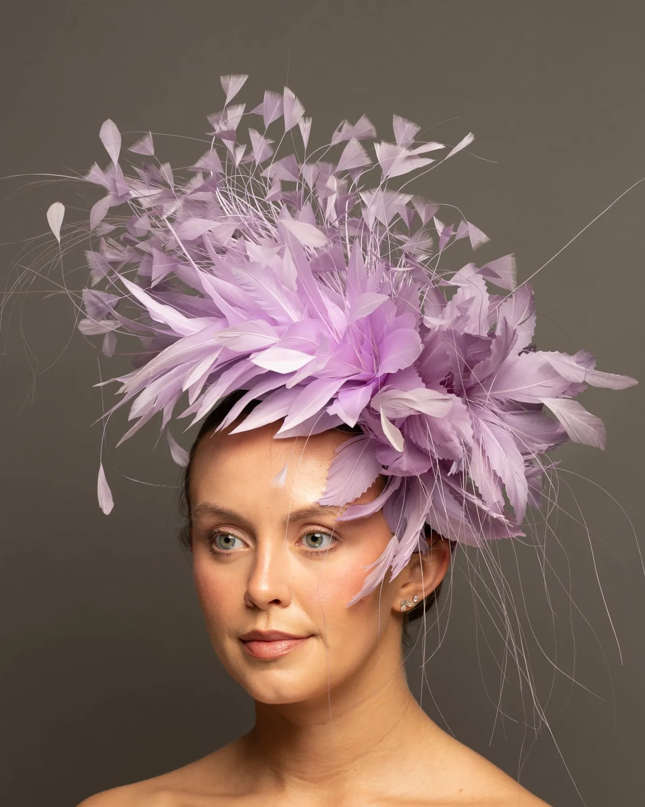 SERENA*The Hat Girls Online