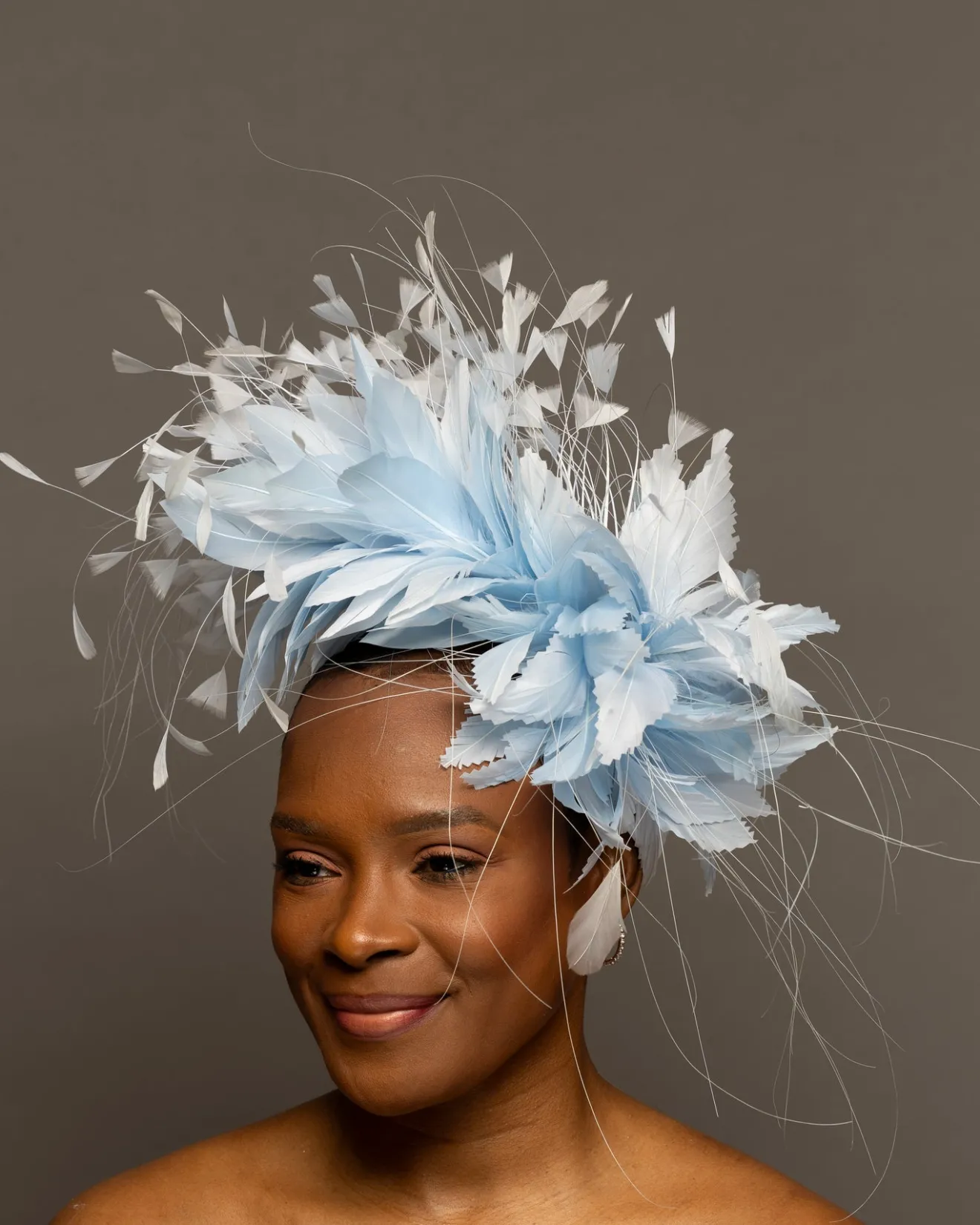 SERENA*The Hat Girls Online