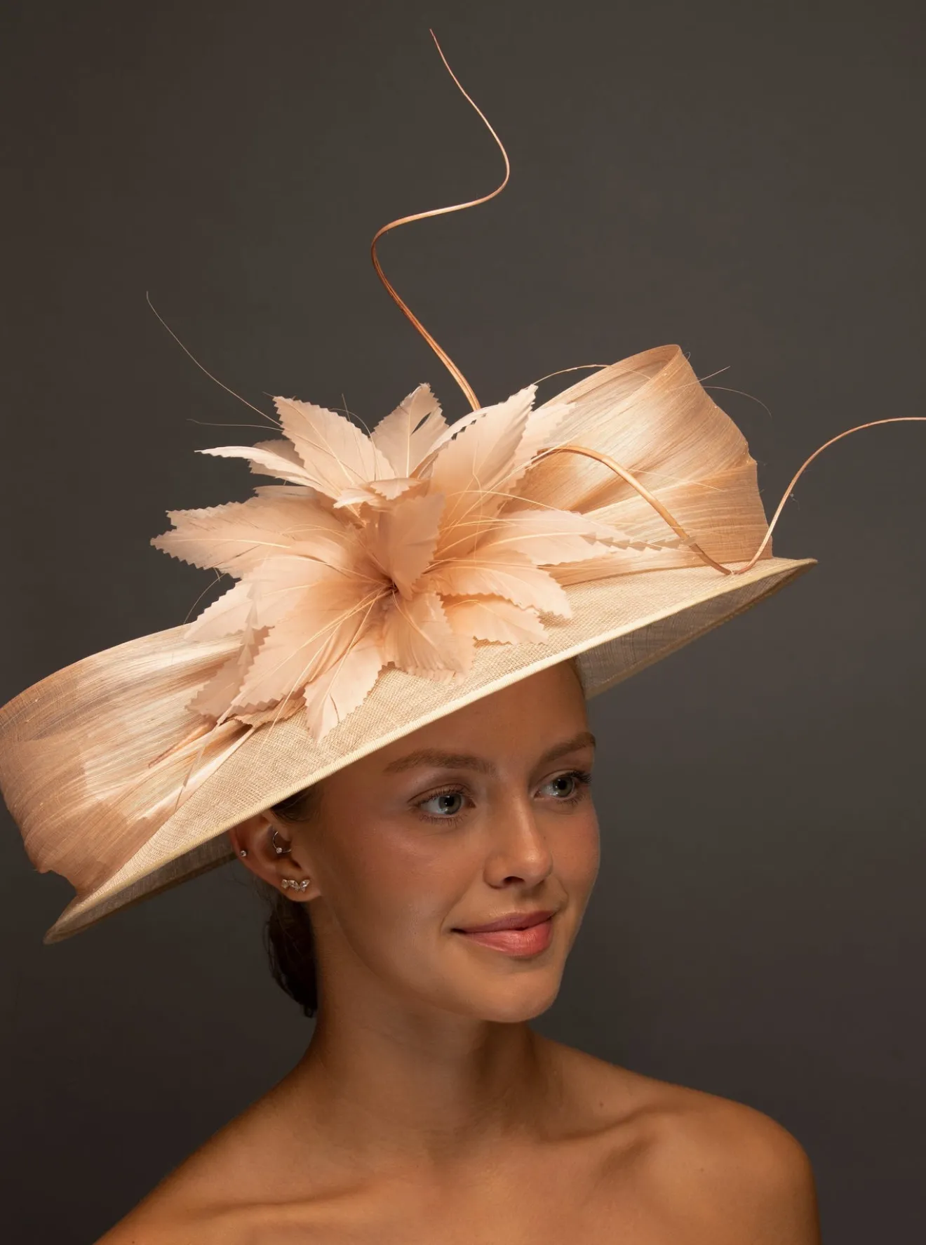 THG4137*The Hat Girls Hot