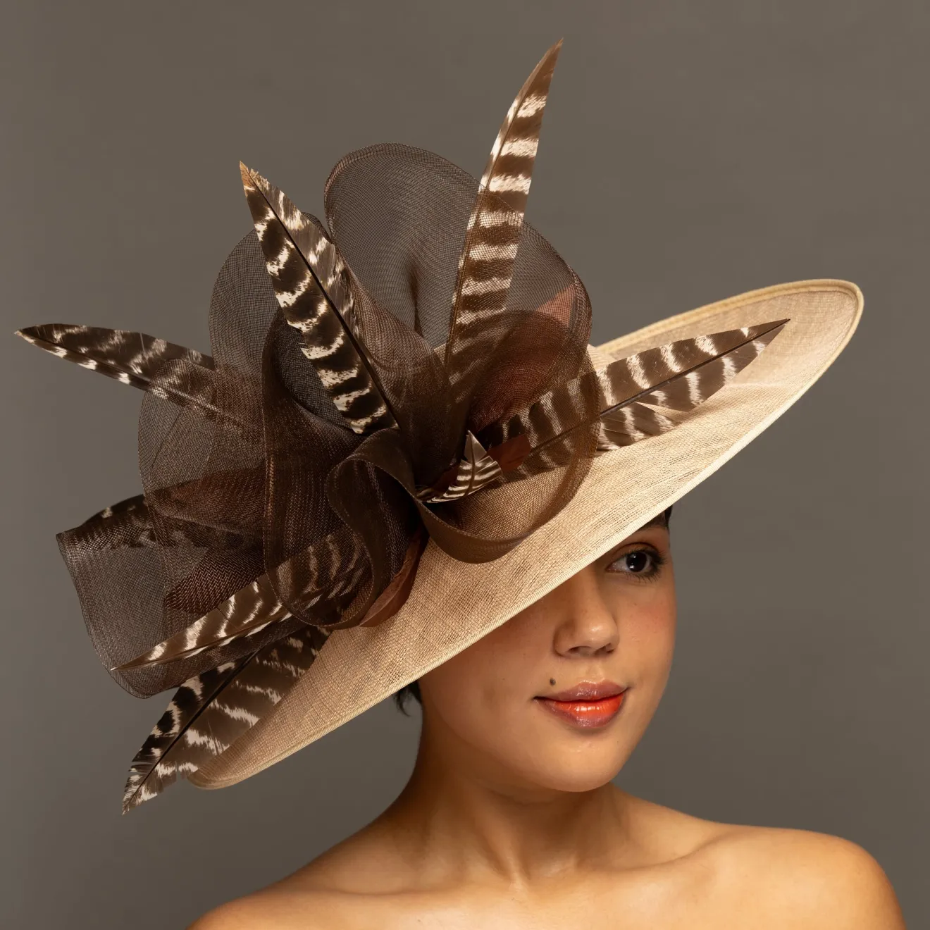 THG9055*The Hat Girls New