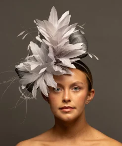 THG8393*The Hat Girls New