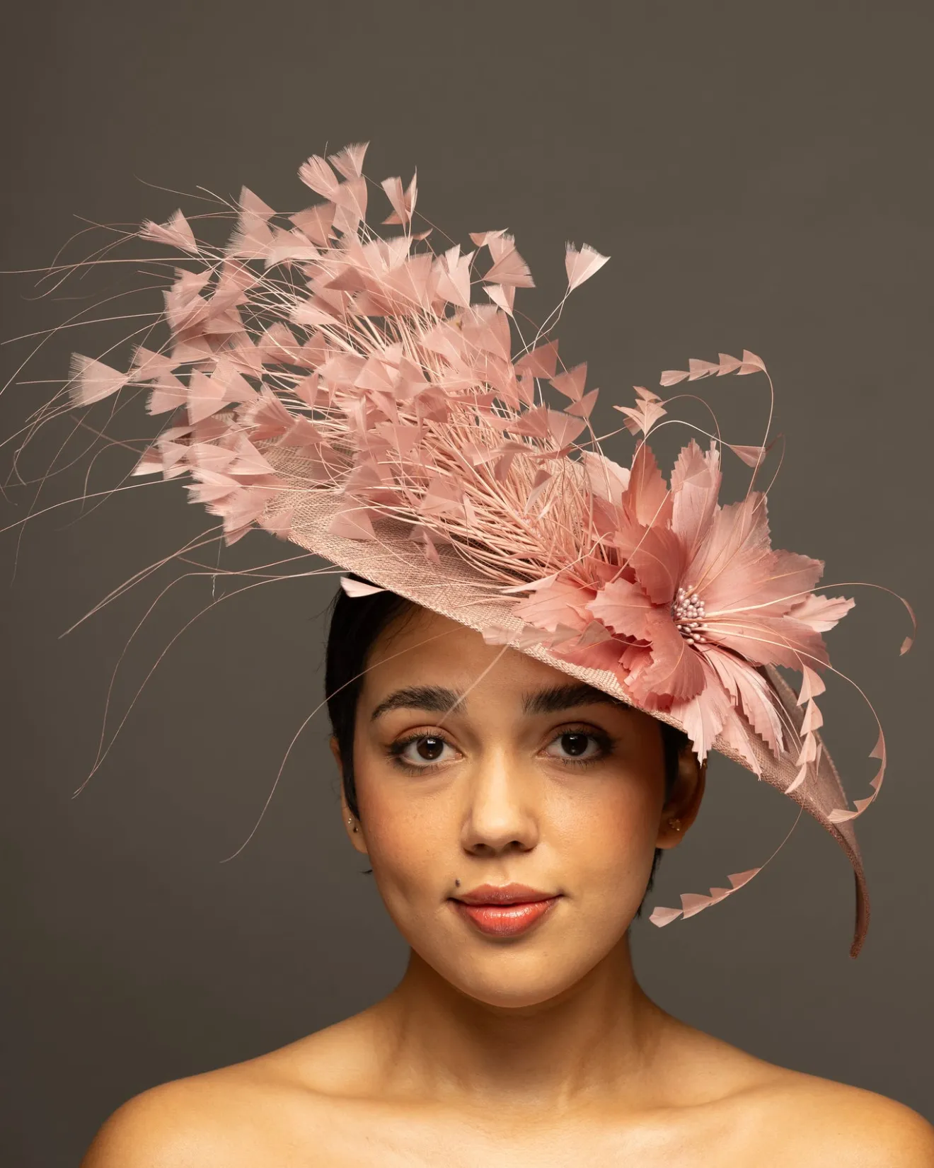 THG8317*The Hat Girls Online