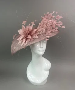 THG7605*The Hat Girls Best