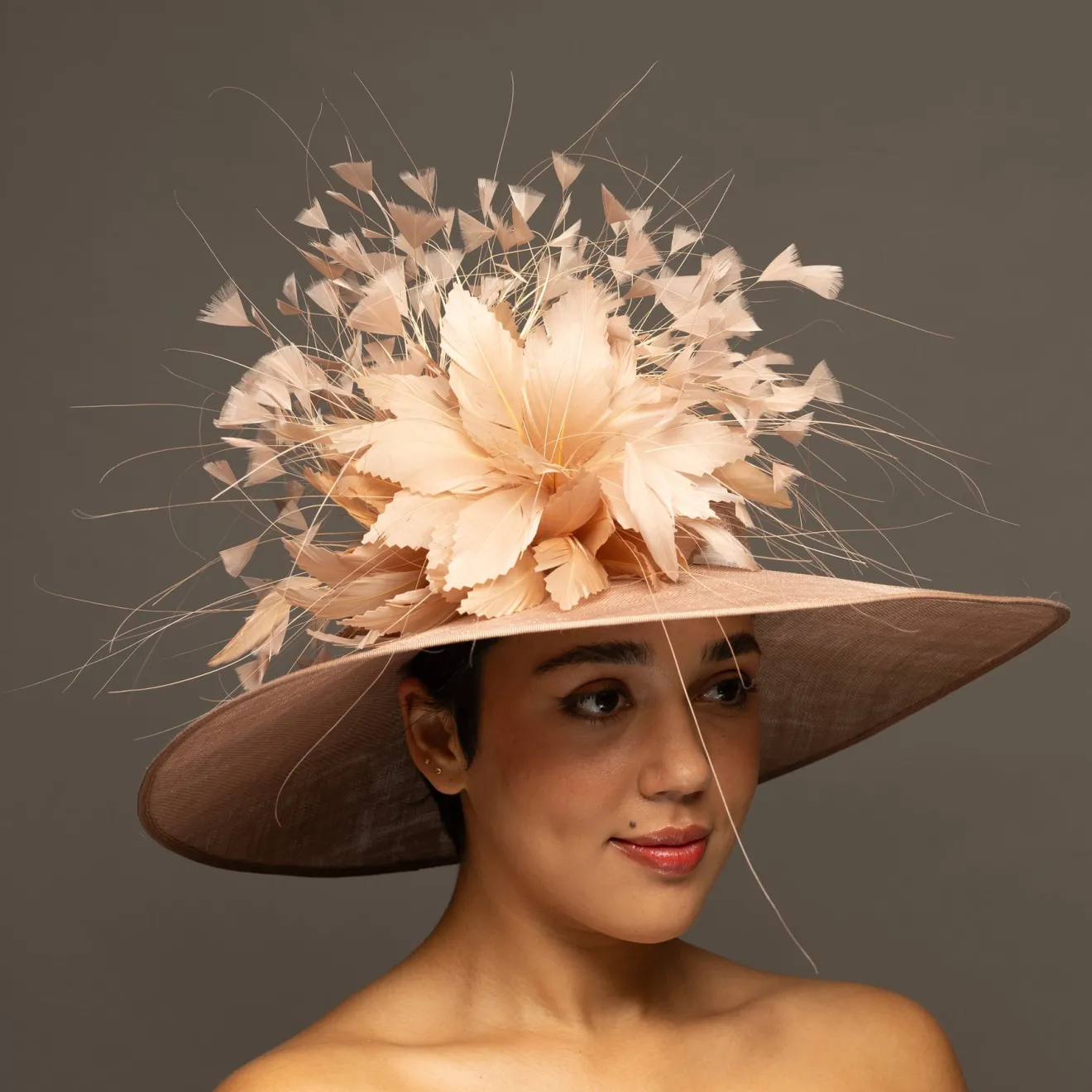 THG8571*The Hat Girls New