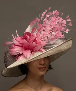 THG8022*The Hat Girls New