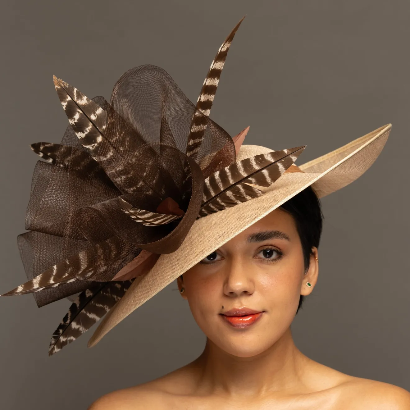 THG9055*The Hat Girls New