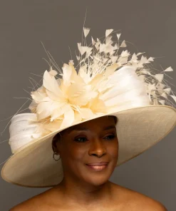 THG9135*The Hat Girls Online