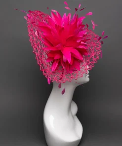 THG3099*The Hat Girls Online