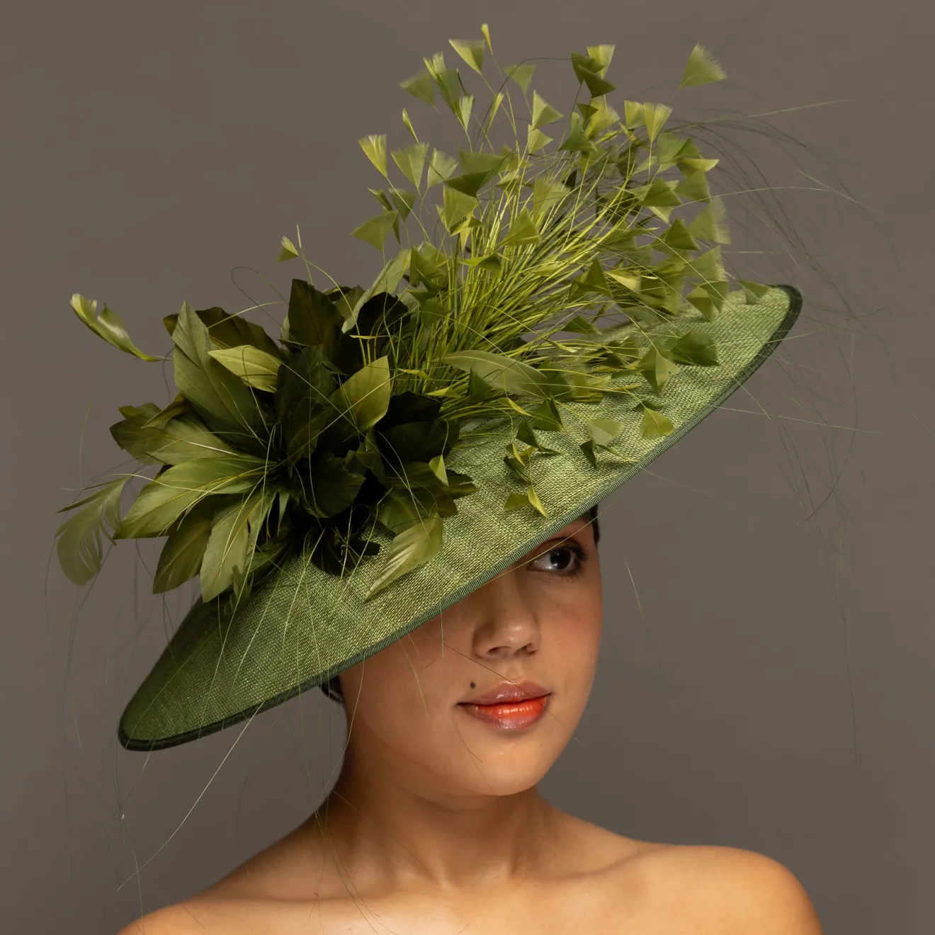 THG8736*The Hat Girls Online