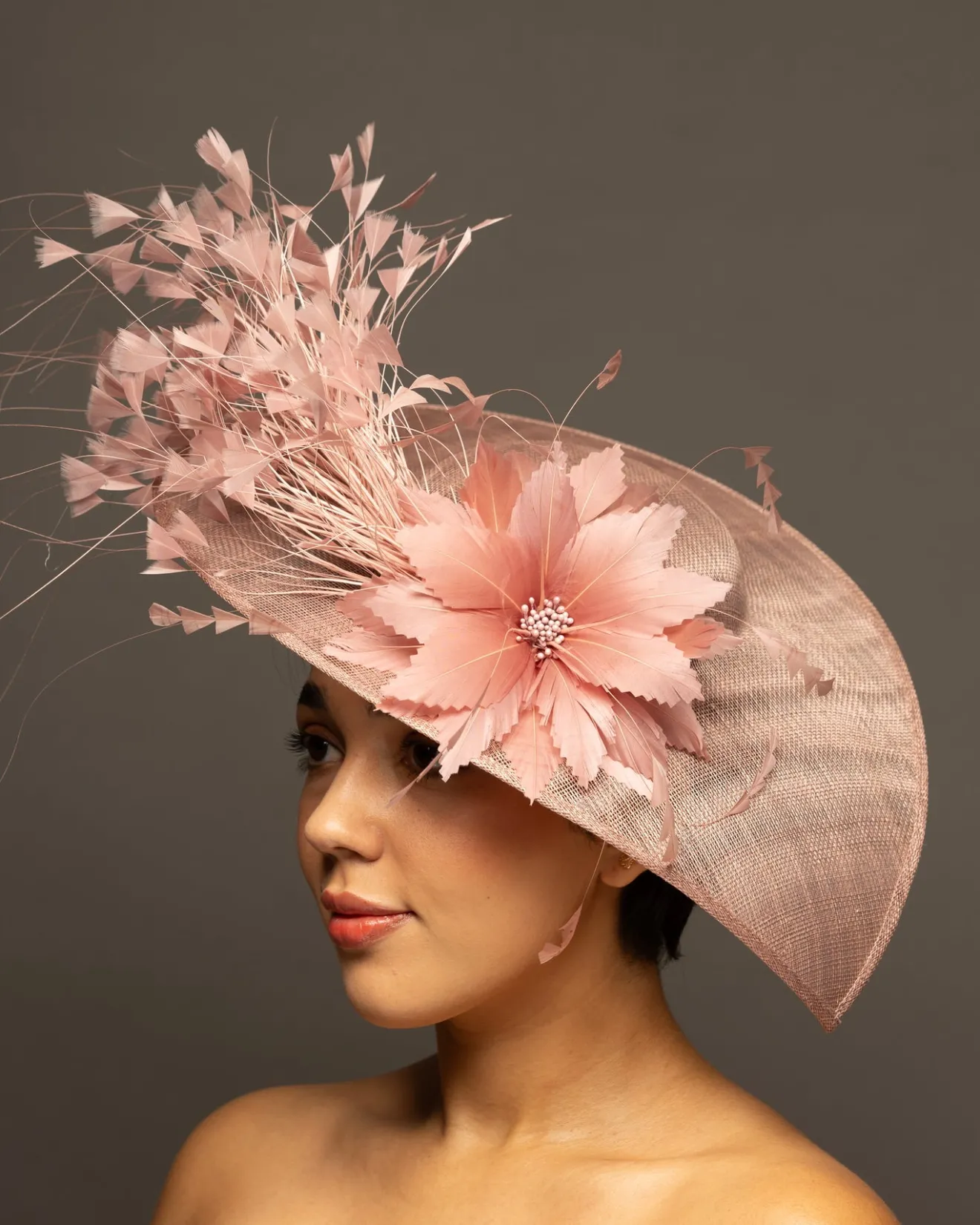 THG8317*The Hat Girls Online