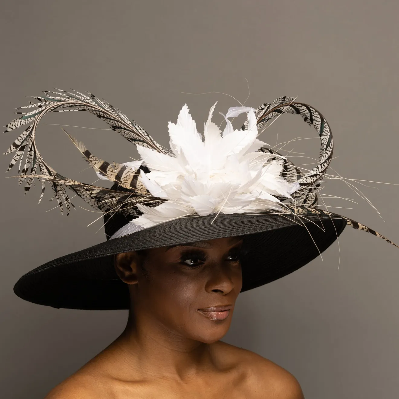 THG5045*The Hat Girls Online