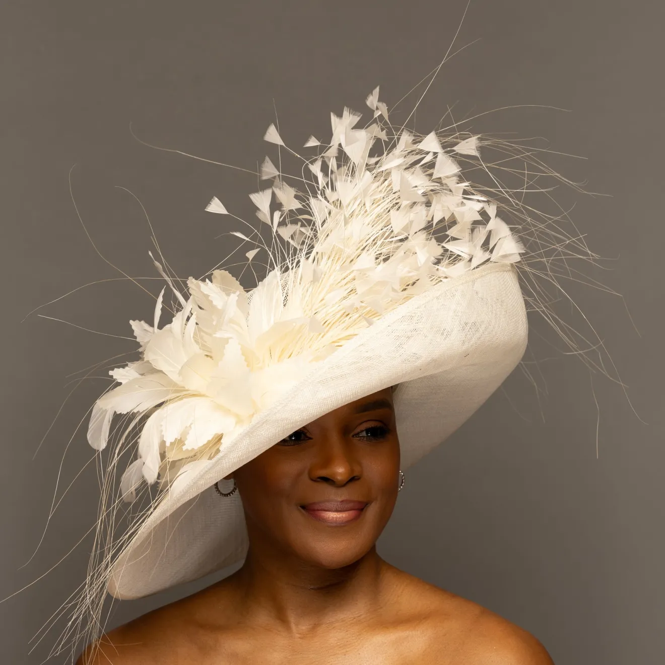 THG8752*The Hat Girls New