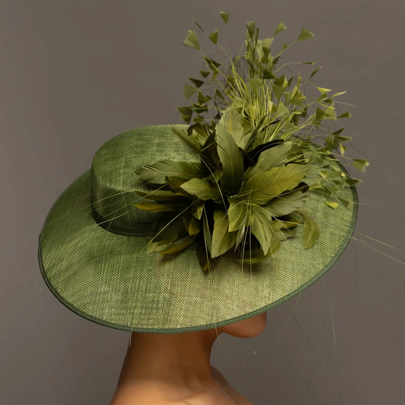 THG8736*The Hat Girls Online