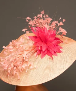 THG8011*The Hat Girls New