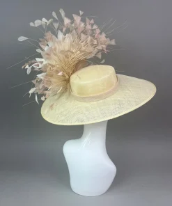 THG7611*The Hat Girls Best