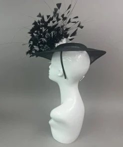 THG7607*The Hat Girls Best