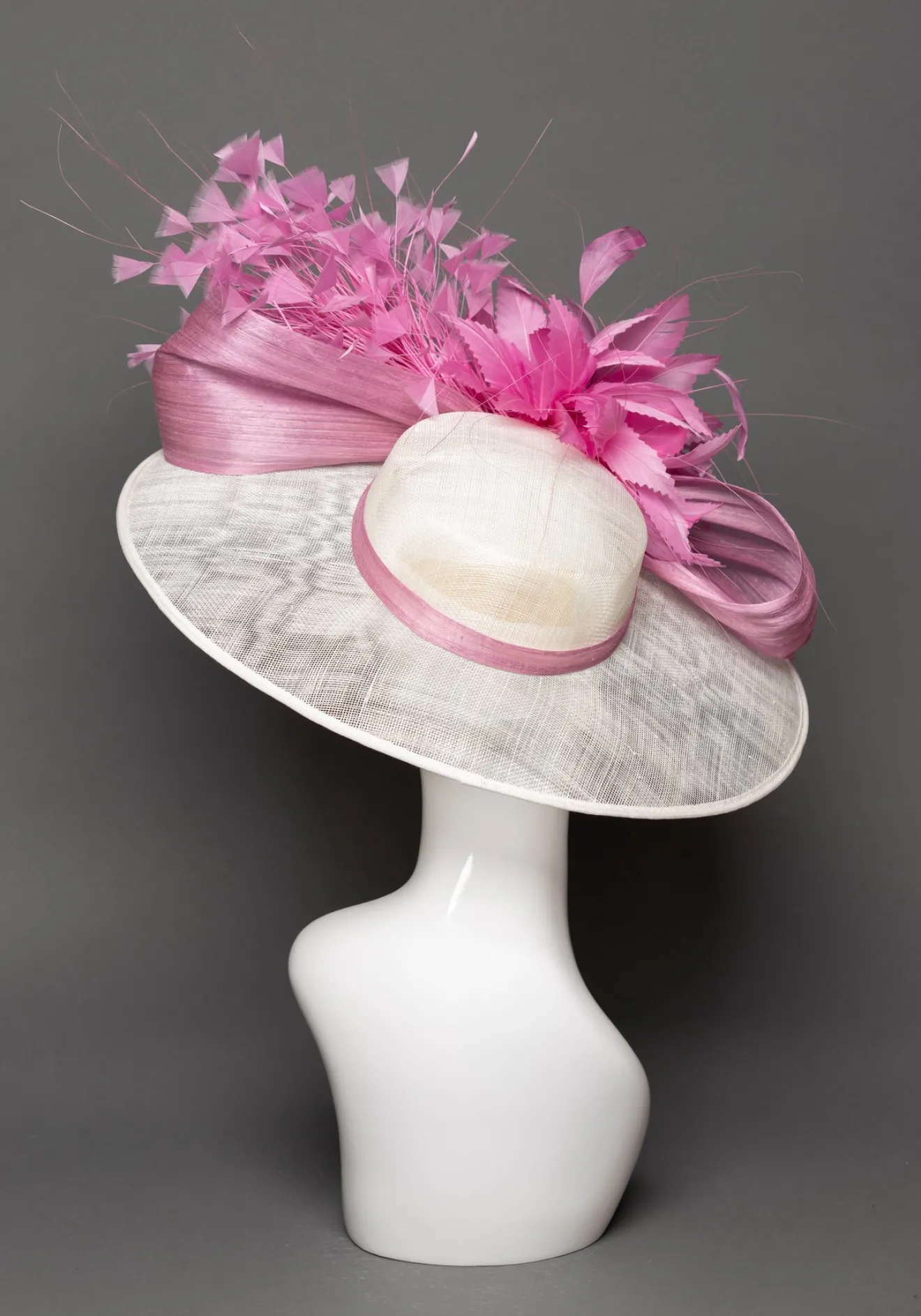 THG3563*The Hat Girls Best