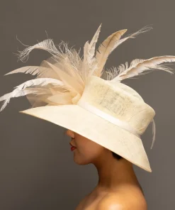 THG8308*The Hat Girls Online