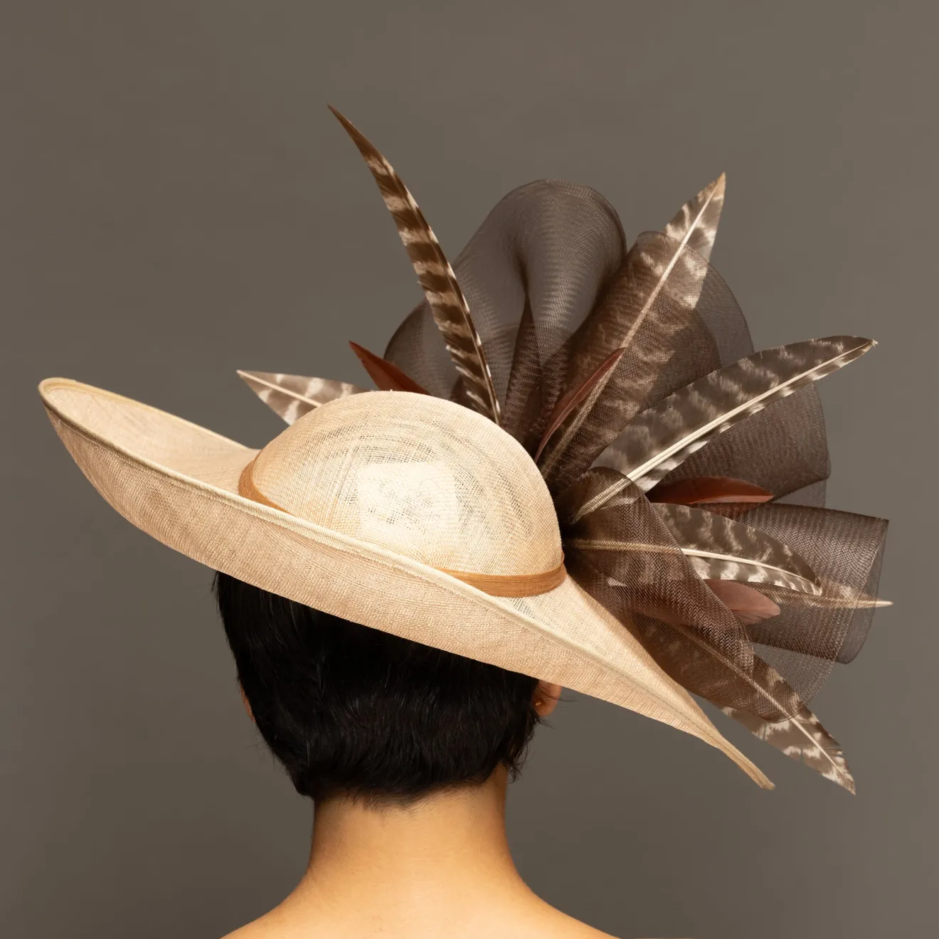 THG9055*The Hat Girls New