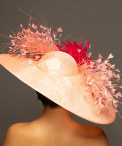 THG8011*The Hat Girls New