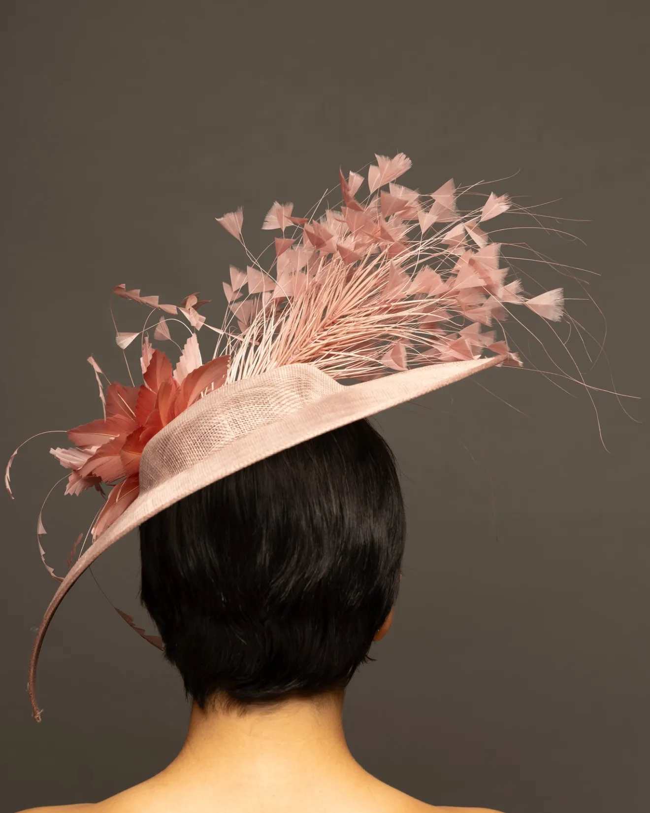 THG8317*The Hat Girls Online