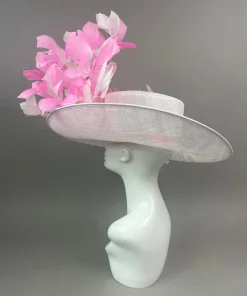 THG7610*The Hat Girls Best