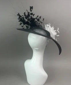 THG7607*The Hat Girls Best