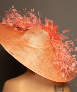 THG6932*The Hat Girls New