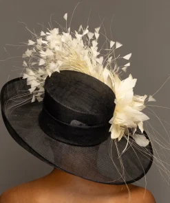 THG8823*The Hat Girls New