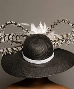 THG5045*The Hat Girls Online