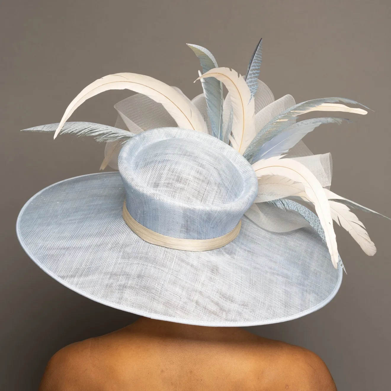 THG5012*The Hat Girls New