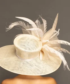 THG8308*The Hat Girls Online