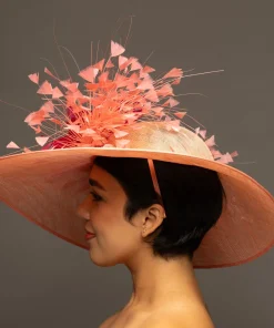 THG8011*The Hat Girls New