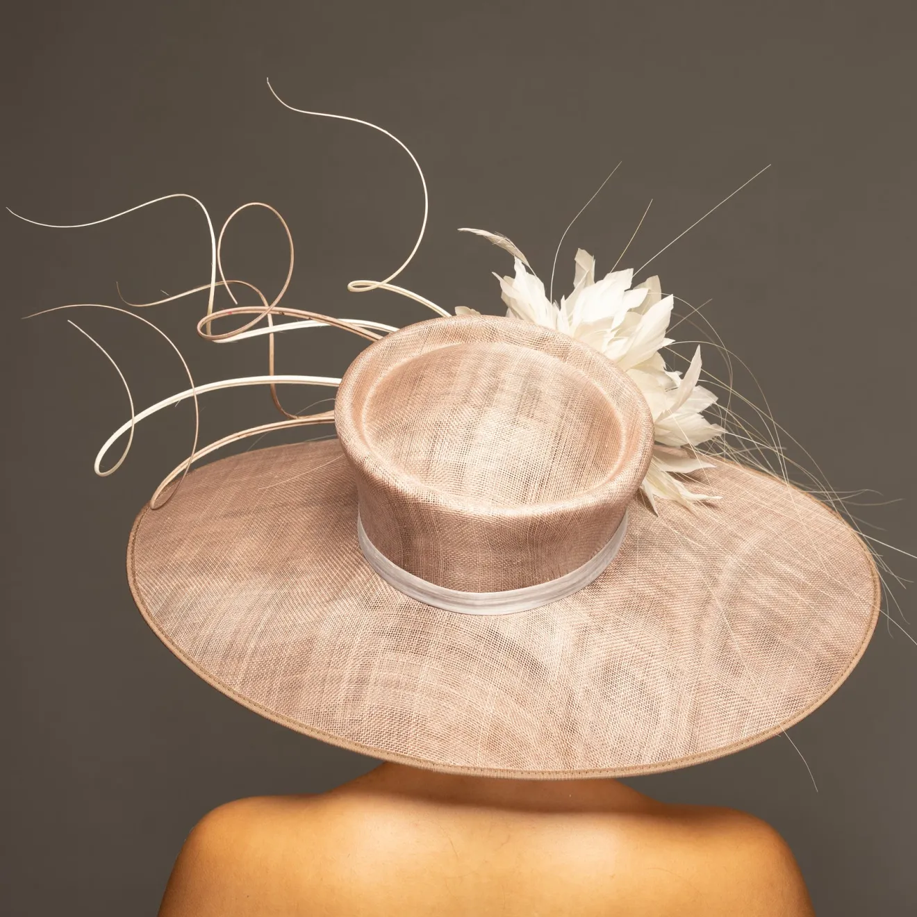 THG8601*The Hat Girls Hot