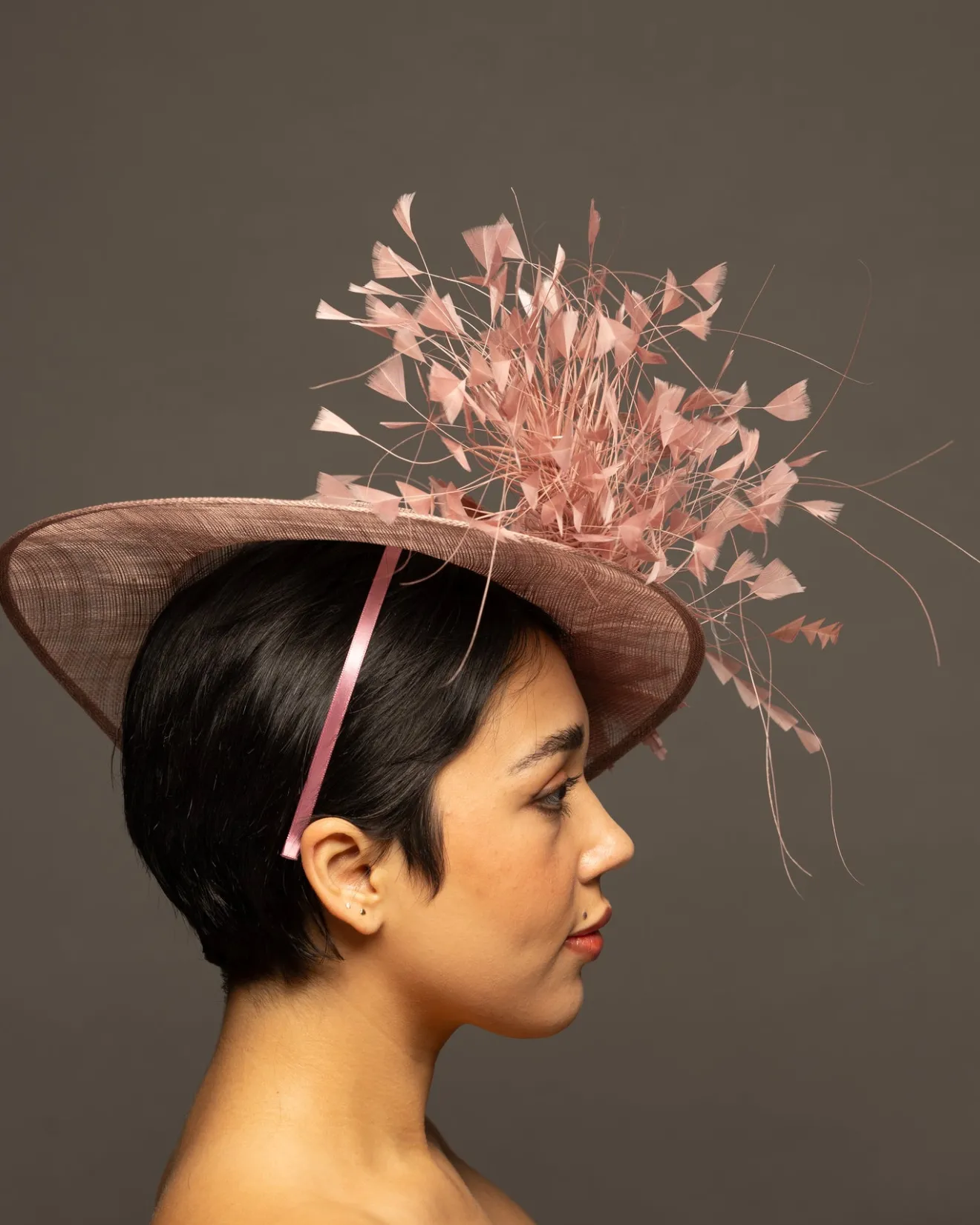 THG8317*The Hat Girls Online