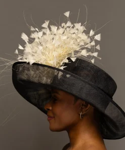 THG8823*The Hat Girls New