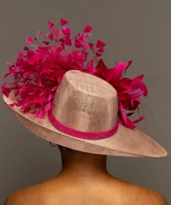 THG8756*The Hat Girls New