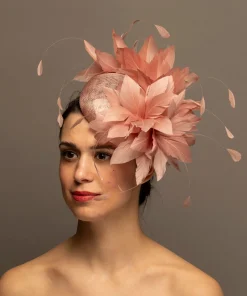 Y-ELLIE*The Hat Girls Hot