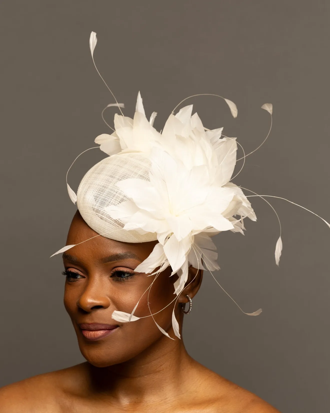 Y-ELLIE*The Hat Girls Hot