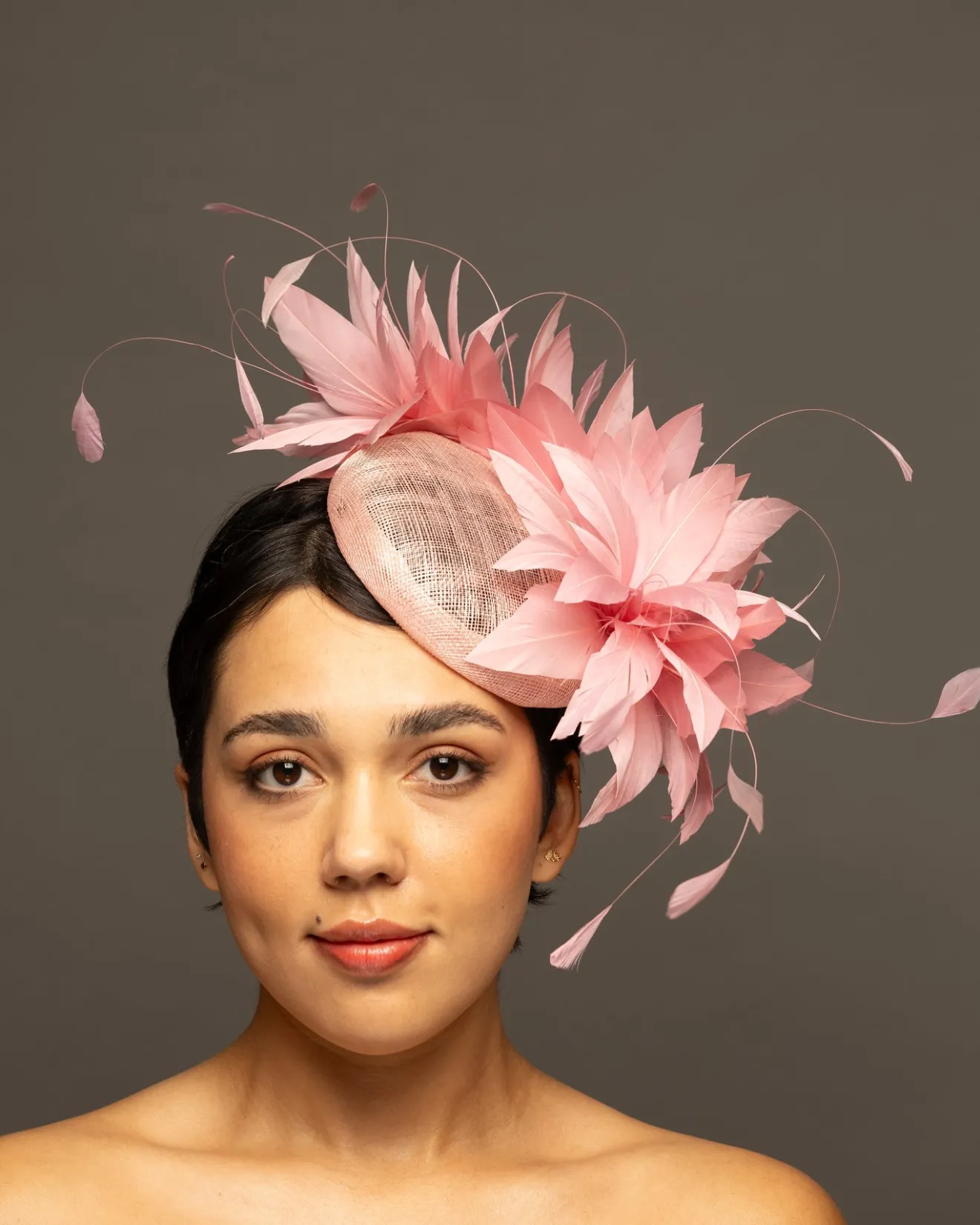 Y-ELLIE*The Hat Girls Hot