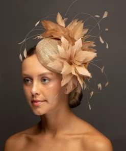 Y-ELLIE*The Hat Girls Hot