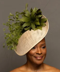 YOLANDA*The Hat Girls Hot